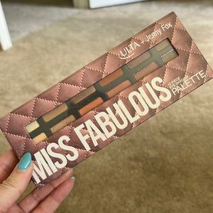 ULTA MISS FABULOUS eyeshadow palette